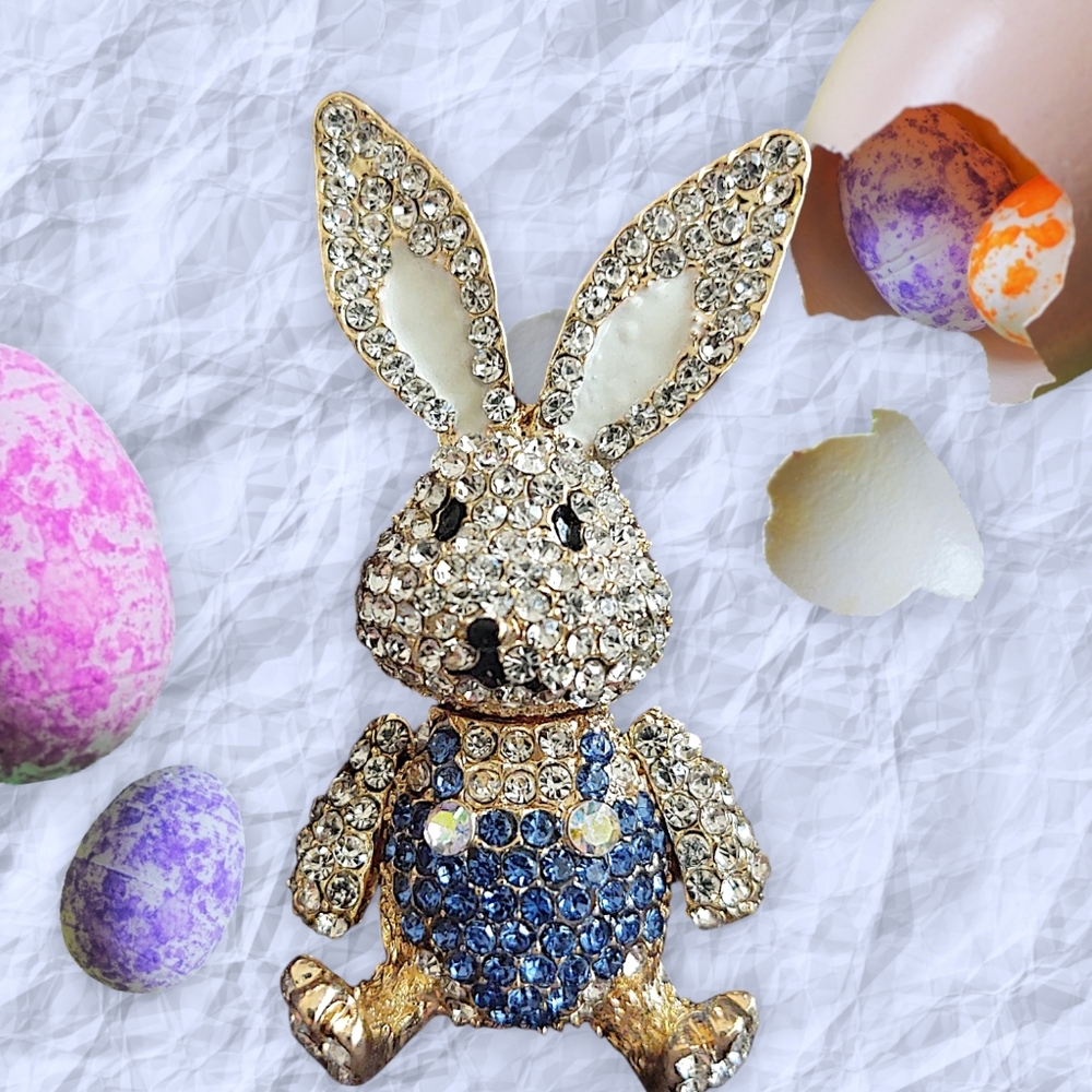 Jointed Rhinestone Rabbit Brooch